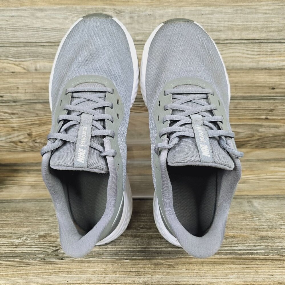 Nike Revolution Gray Sneakers Men's Size 8W - Picture 3 of 9